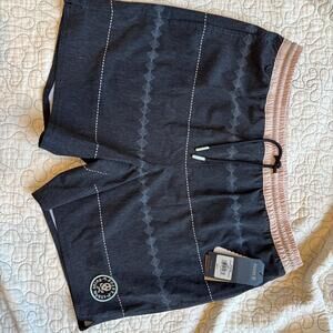 Roark Men's size small Guide Works Shorts 16" [COPY]‎